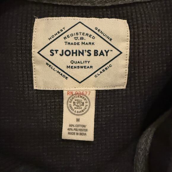 St. John’s Bay Men Gray Henley Long Sleeve Thermal Shirt Medium Layering Fall - Picture 3 of 5